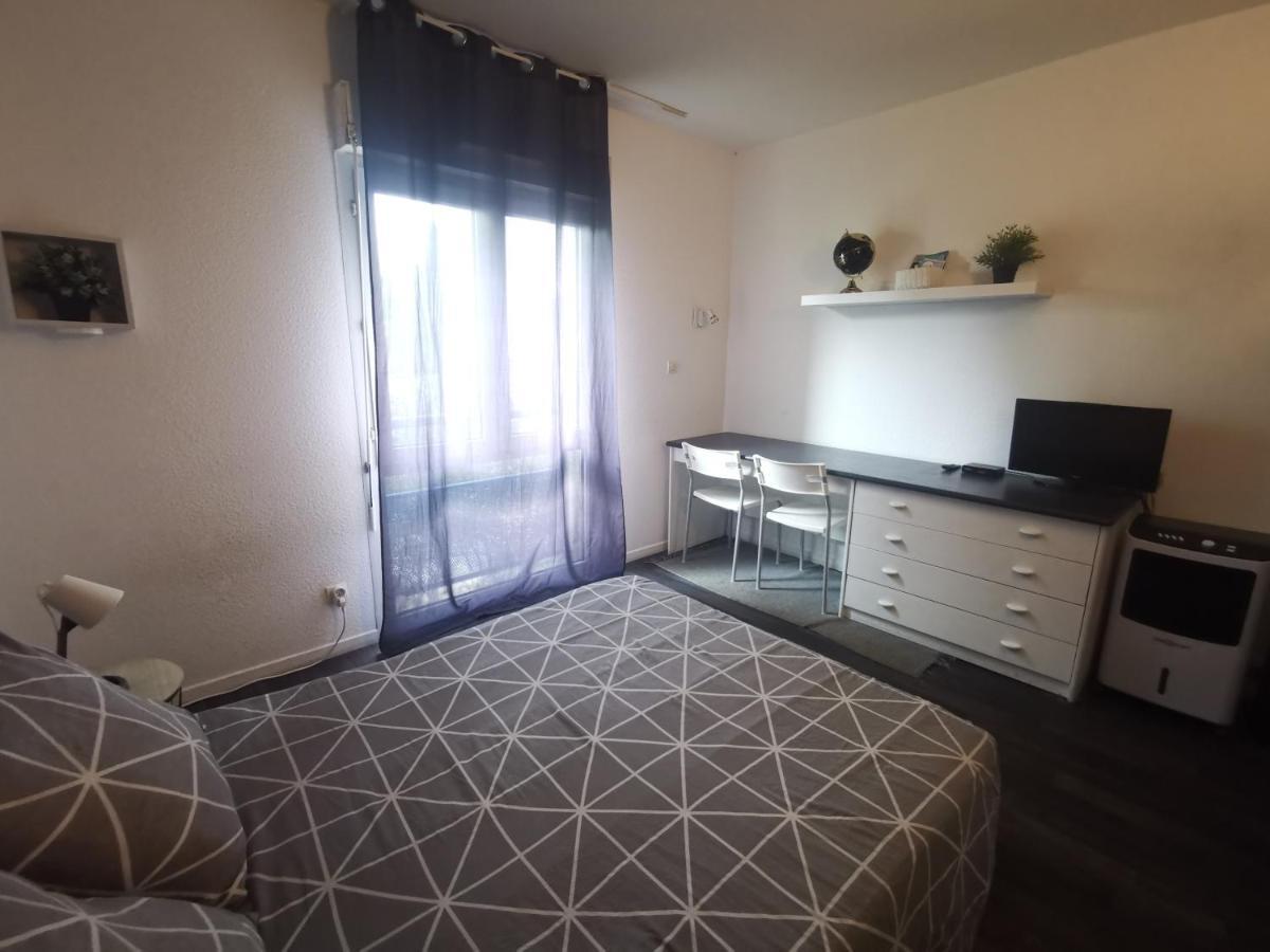 Proche Tramway Et Business School Appartement *