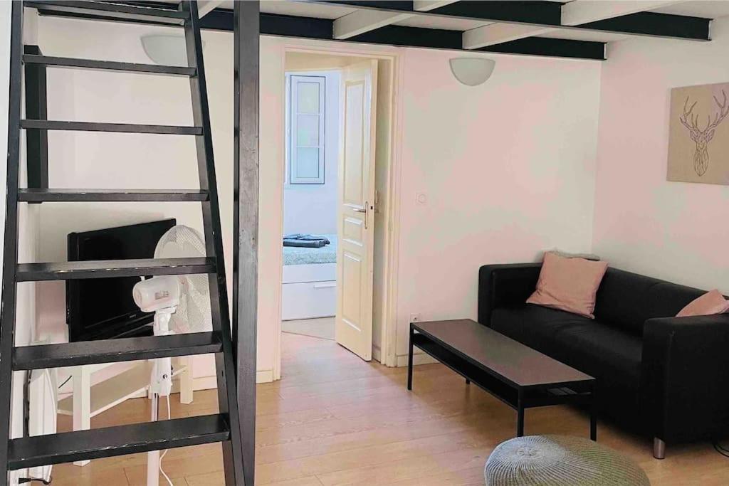 Cosy Au Coeur De L'ecusson