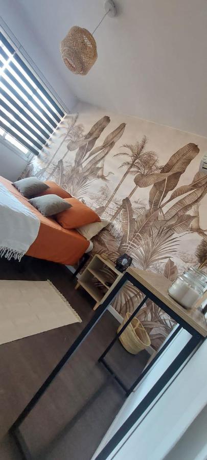 Appartement F3 Avec Jardin Et Piscine *
