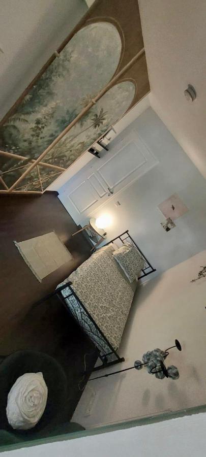 F3 Avec Jardin Et Piscine Appartement *