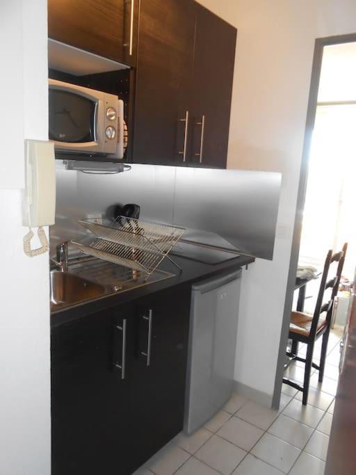 T1 Parking Et Wifi Proche Centre Et Station Tram Apartamento