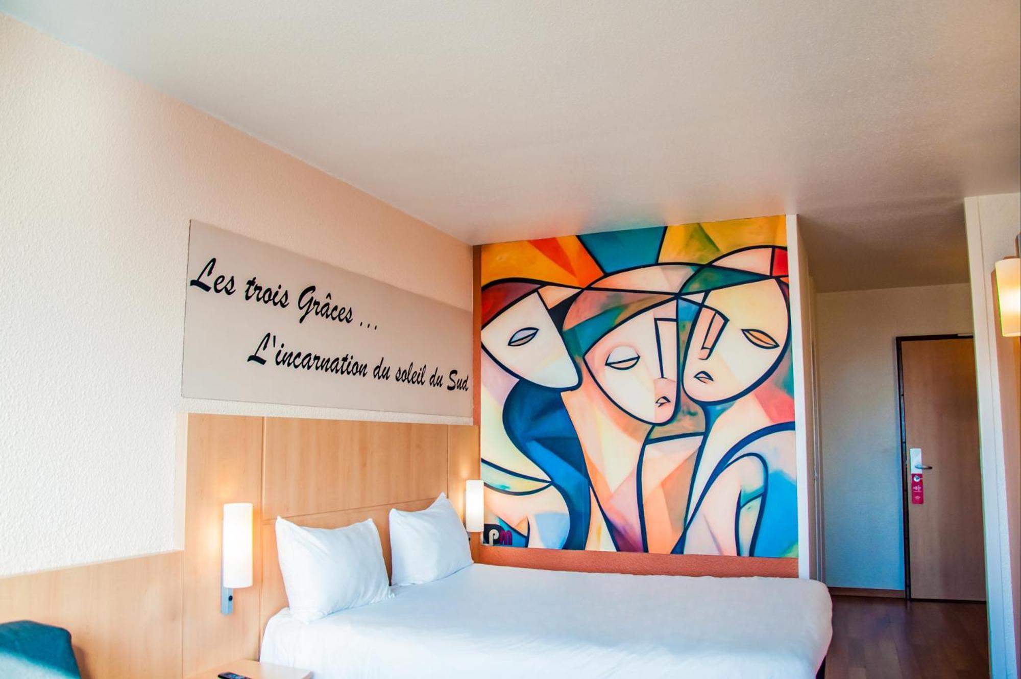 Ibis Centre Comedie 3*