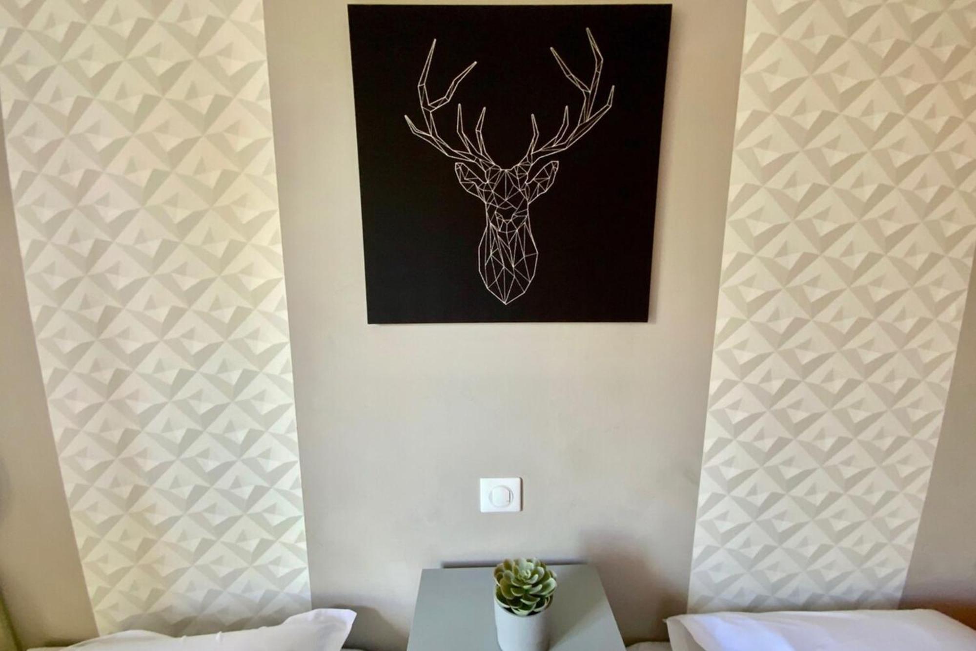 L' Antigone - Air Conditioning Wifi And Parking! Apartment