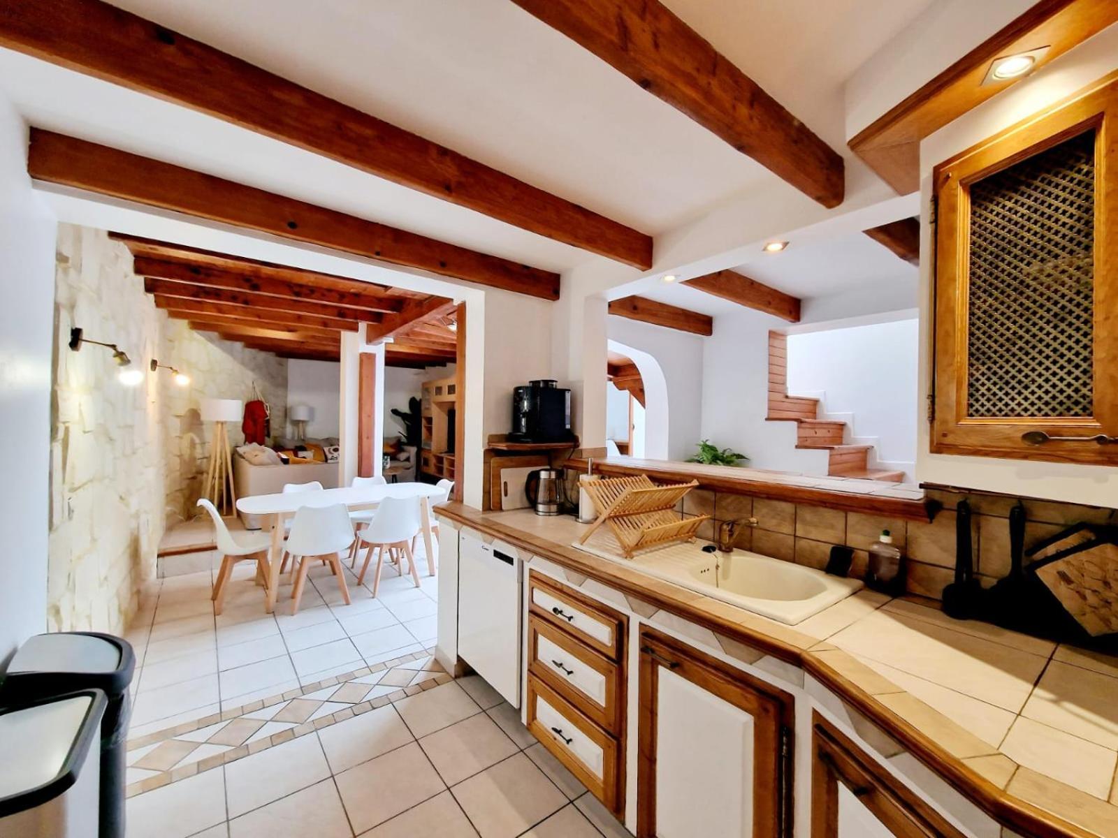 Nouveau - Maison Cozy 150m2 - 3 - Grand Salon - Clim - Wifi Fibre - Netflix - 5' Du Centre Et Gare - Cour Interieure - 15' Des Plages * Montpellier