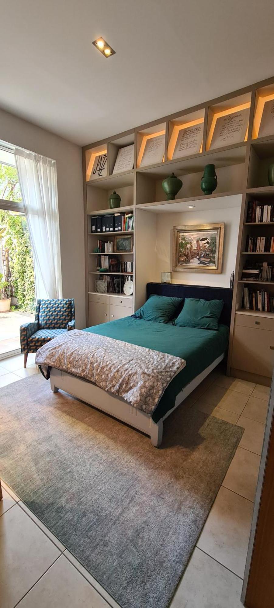 Bed & Breakfast Independante Avec 1 Et 1 Bureau *