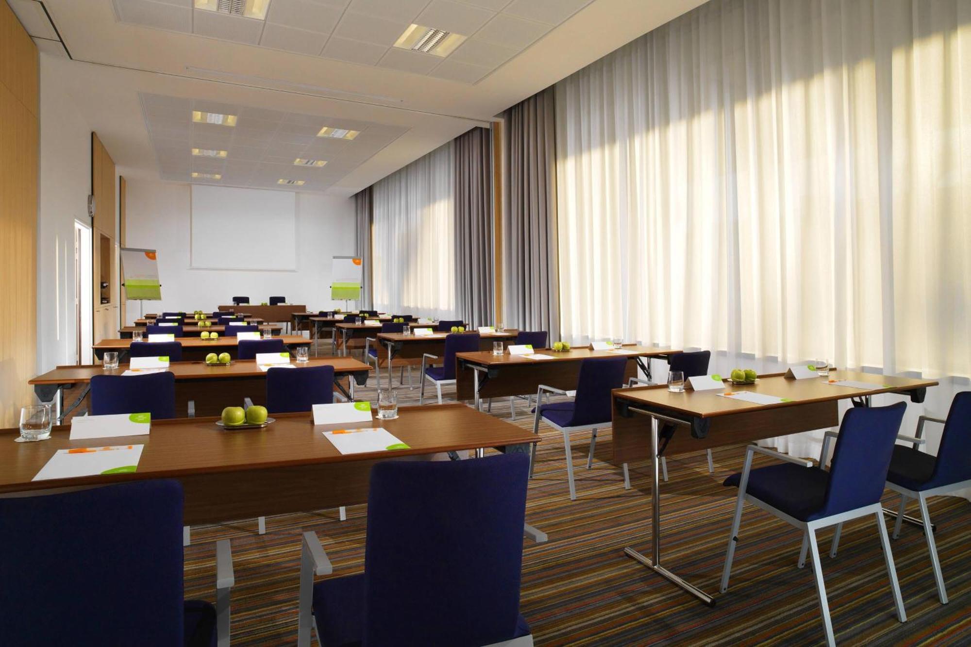 Courtyard By Marriott Hotel Montpellier