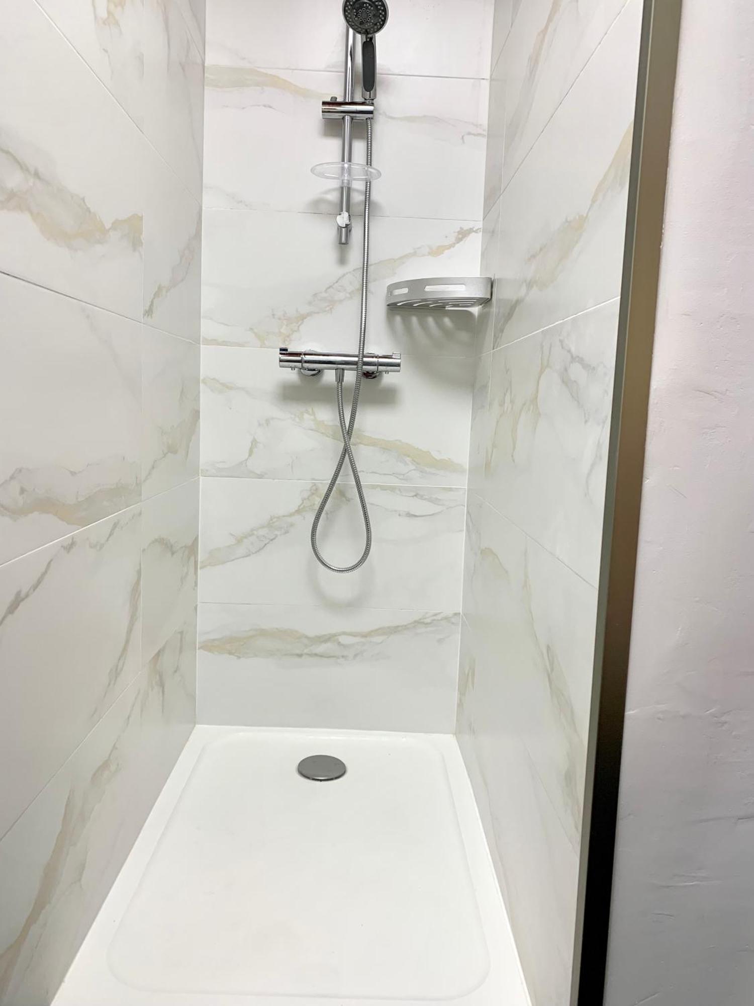 Charmant, Proche Gare Et Centre Historique - Climatisation Et Wifi Apartment *