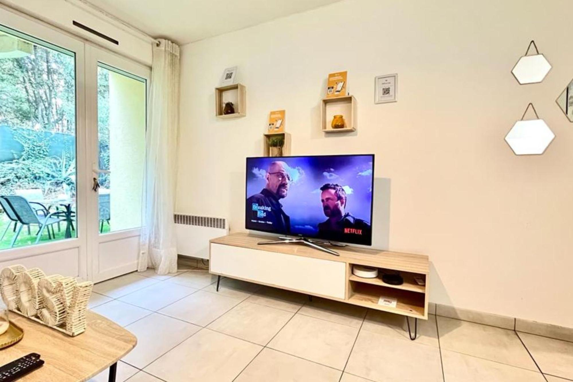 Le Cosy Wifi Clim Jardin Pros Servicesconciergerie Appartement Montpellier