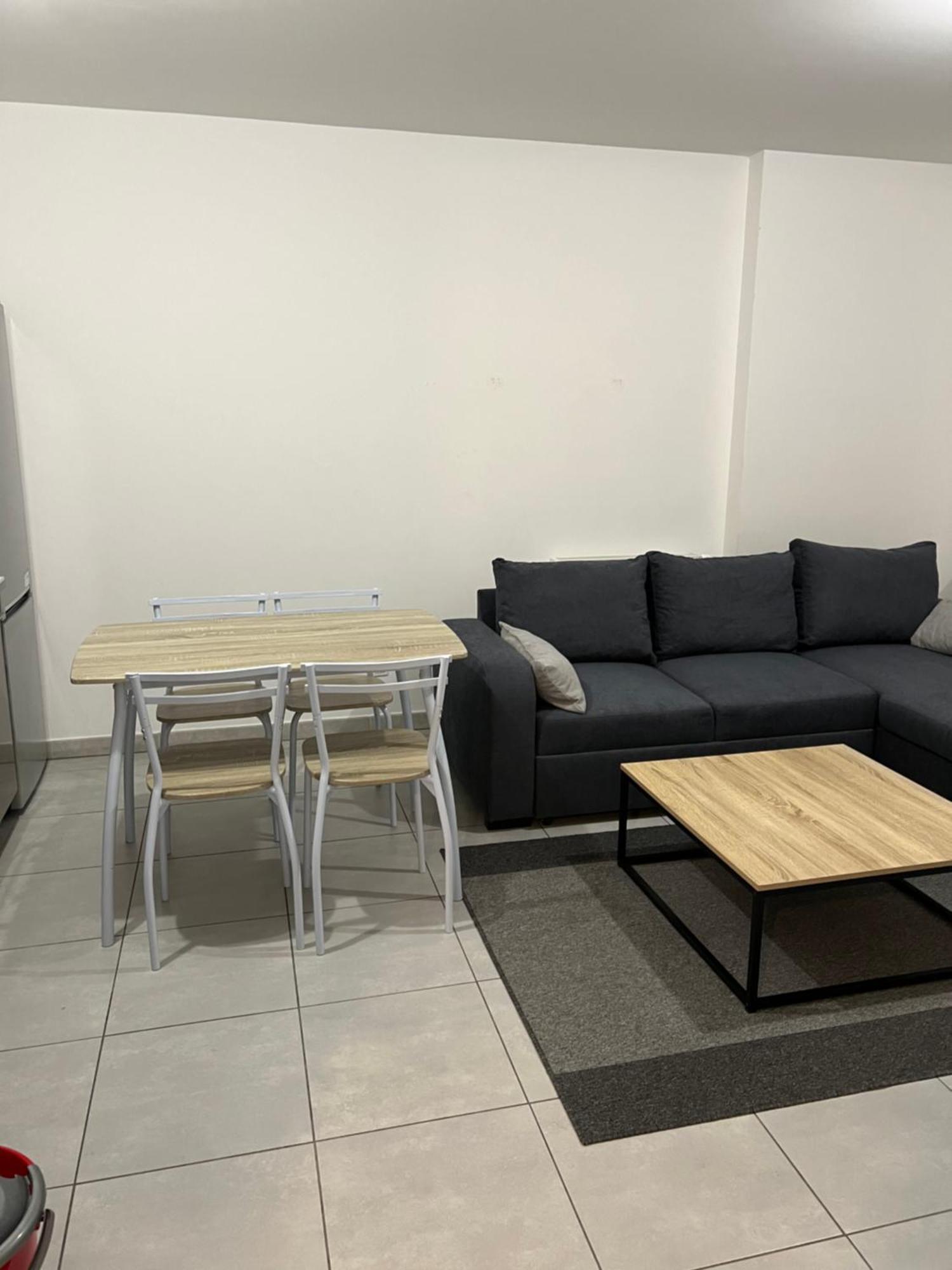 Appartement Résidence Neuve Le K 10 Mn Gare, Parking , Tram Montpellier