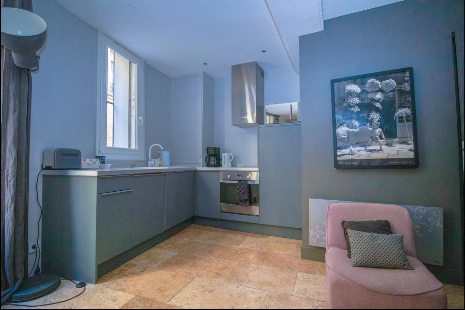 Cabanel Apartment *
