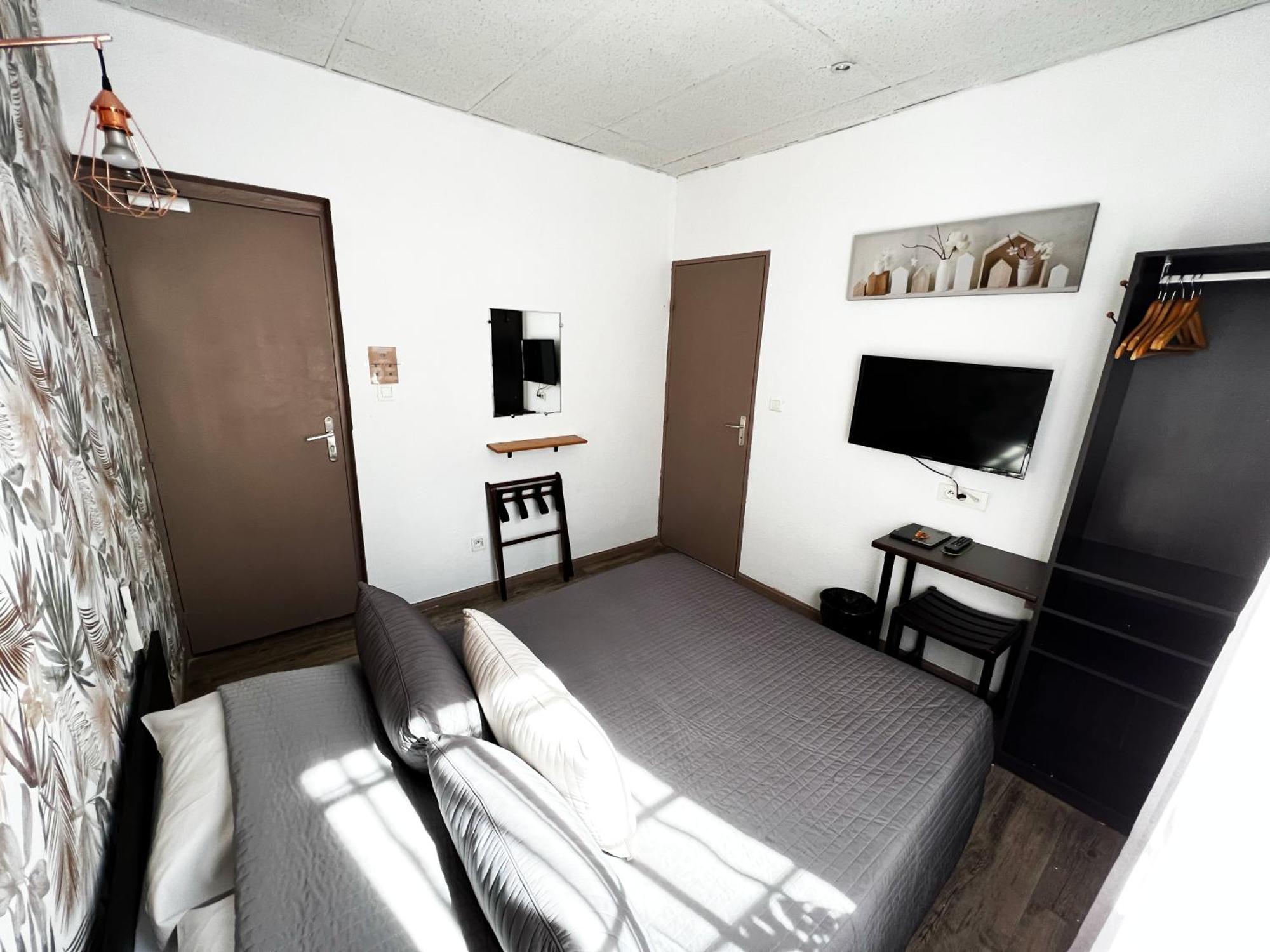 Abelia Hotel 2*