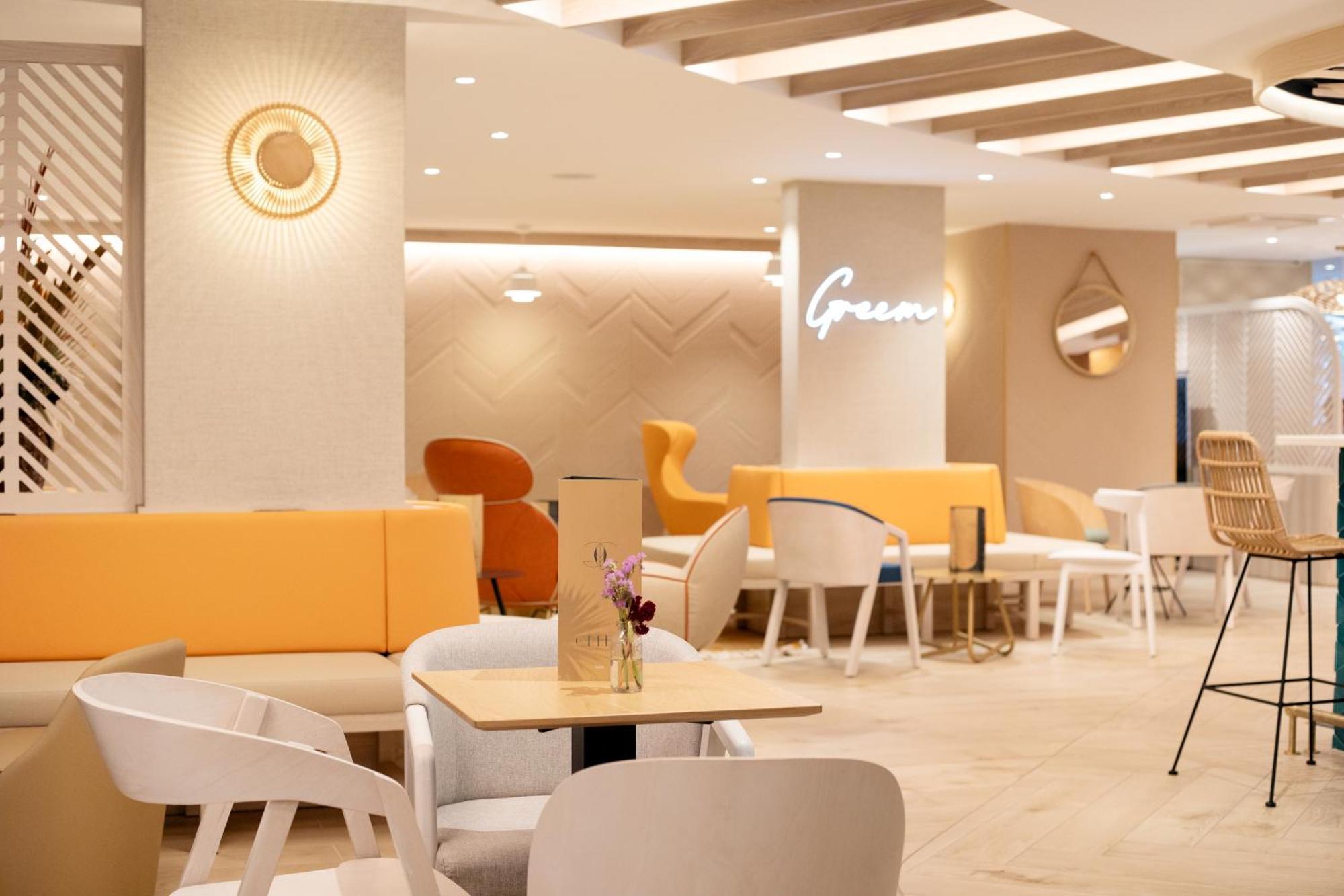 Novotel Hotel 4*