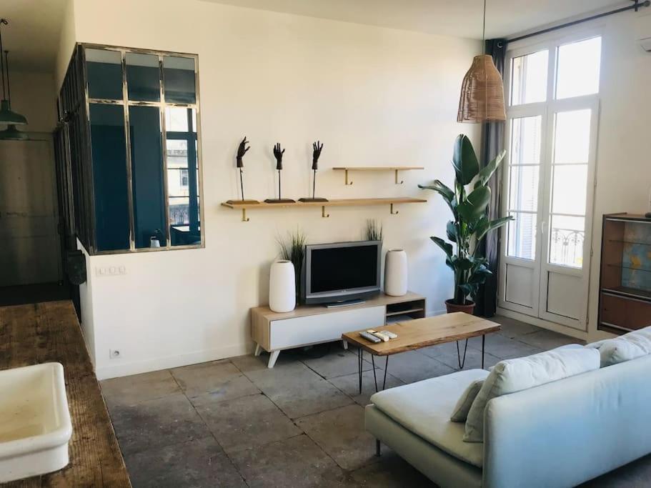 Climatise 50m2 Proche Centre Et Gare Apartment *