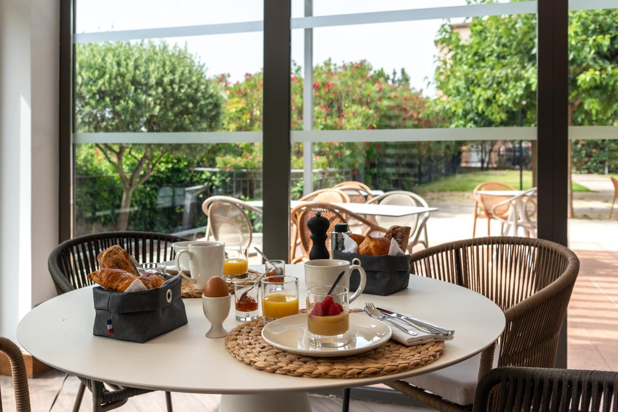 Hotel Zenitude La Valadiere, Ascend Collection 4*