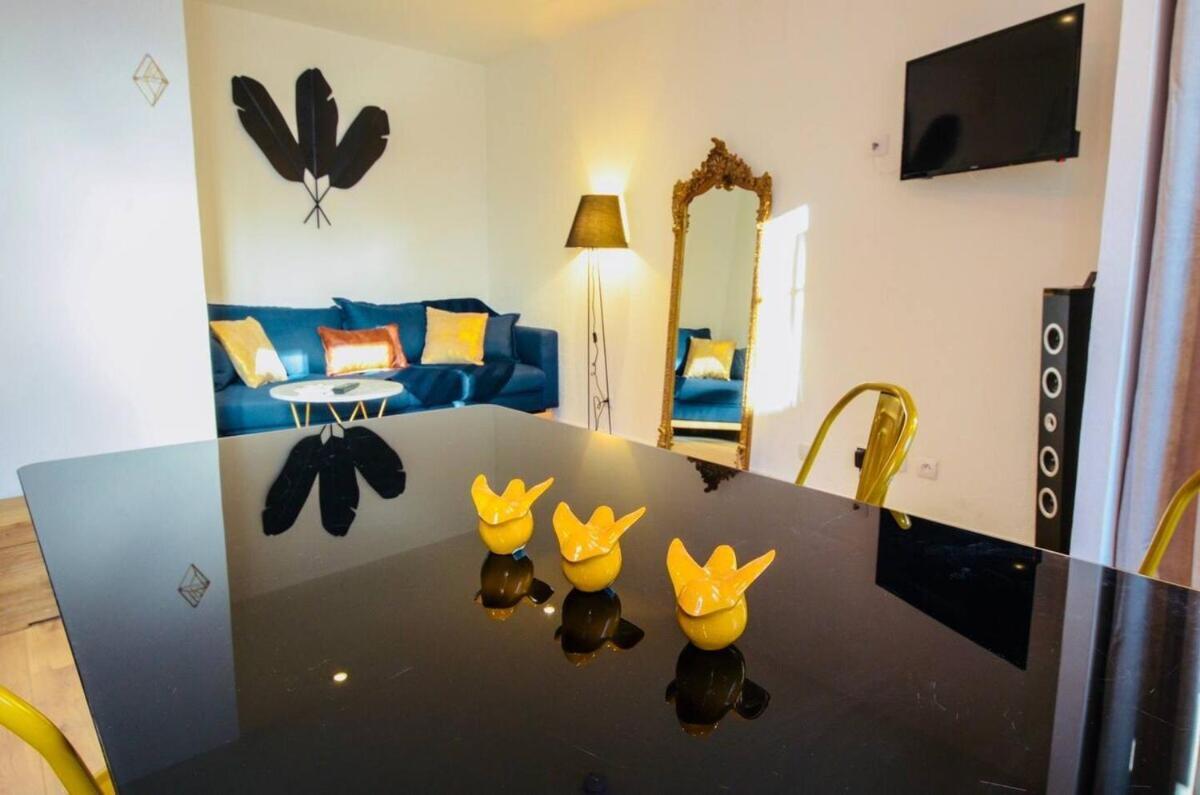 De Charme - Videoprojecteur Et Spa En Centre Apartment Montpellier