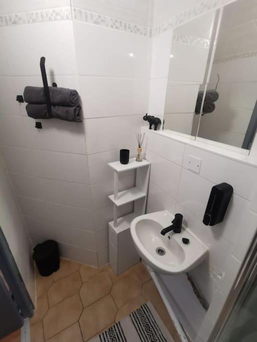 Apartment Logement Cosy Pour 4, Wifi, Centre *