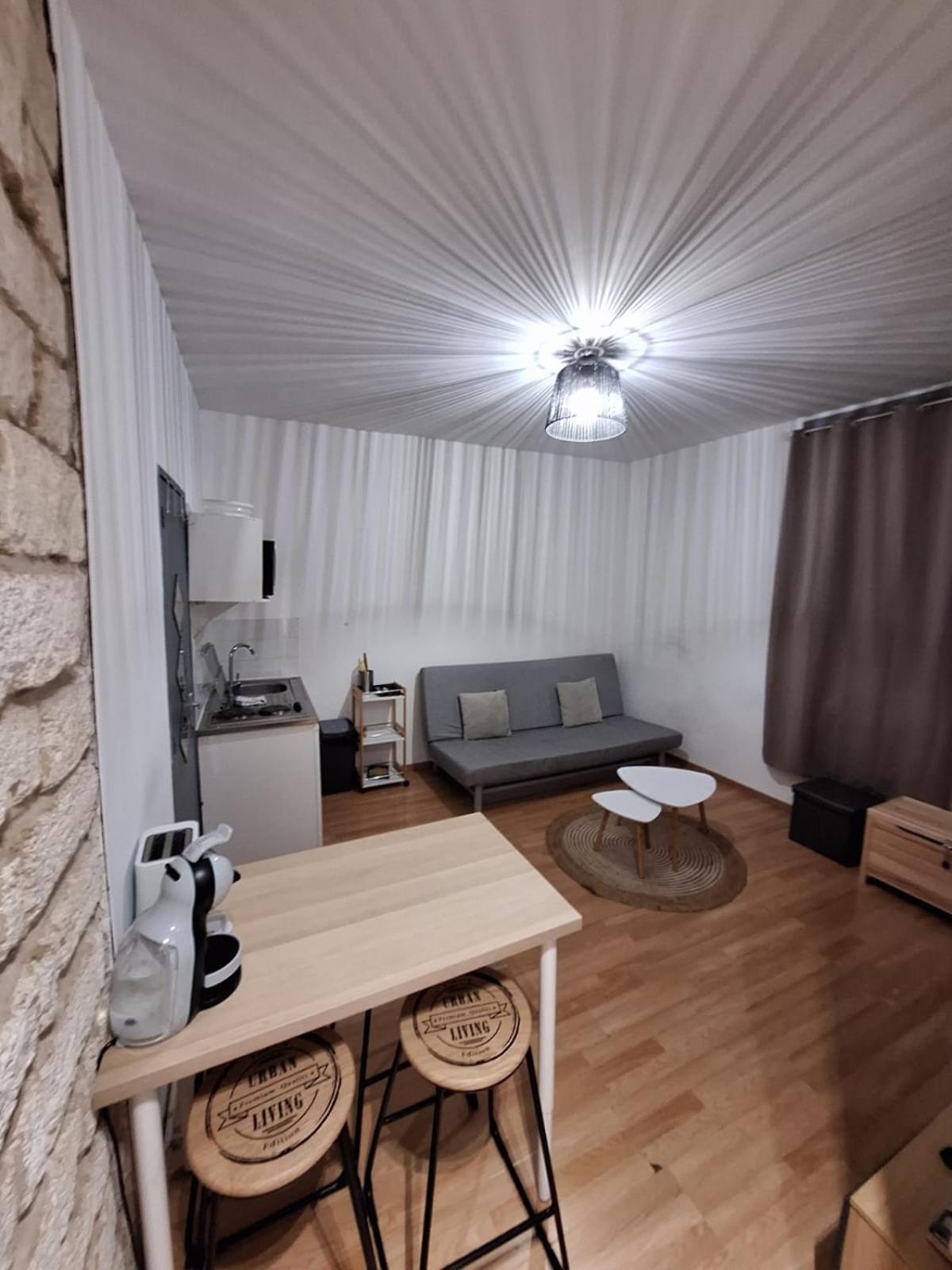 Apartment Logement Cosy Pour 4, Wifi, Centre *