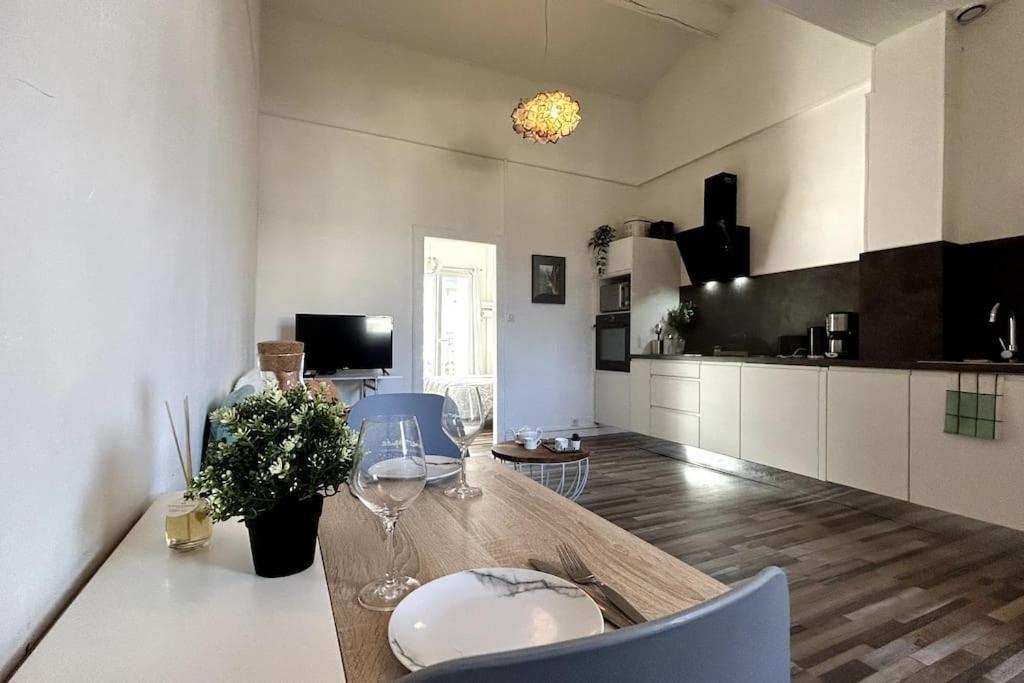 035- Faubourg Mediterranee, Gare, 1 Appartement