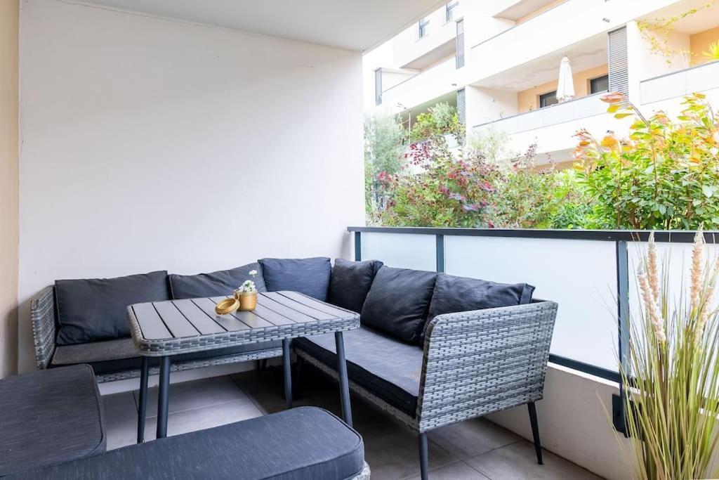 Le Barcelone, Beau T2, Clim, Terrasse,centre Appartement