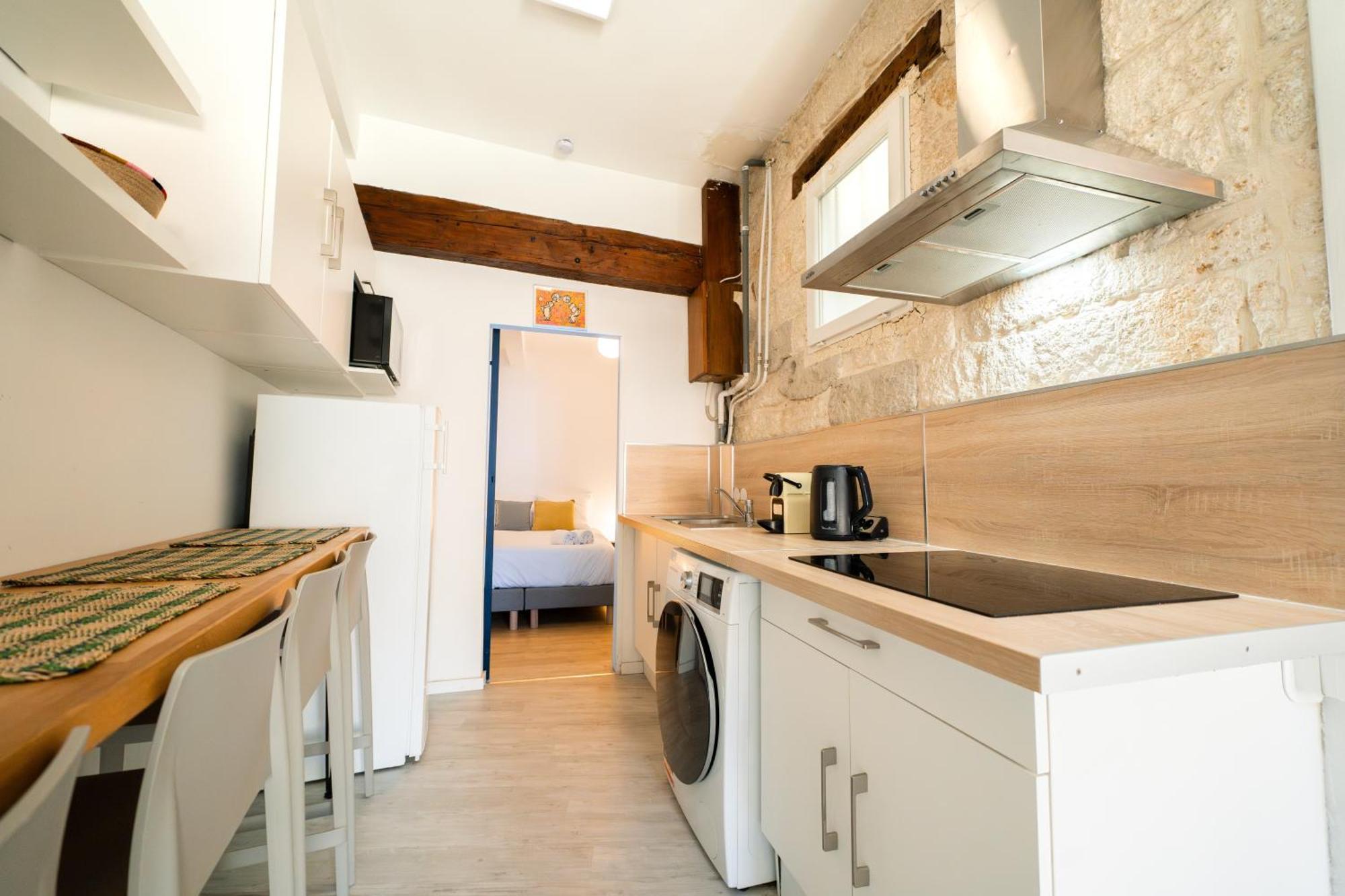 Appartement Le Lucia, Beau T2, Clim,centre Historique, Comedie Montpellier