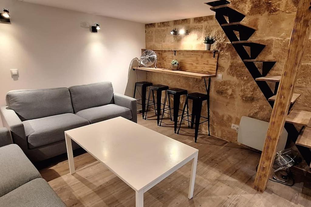 Sleep-in-montpellier, Gaya, 6 Pers, Ecusson Apartamento *