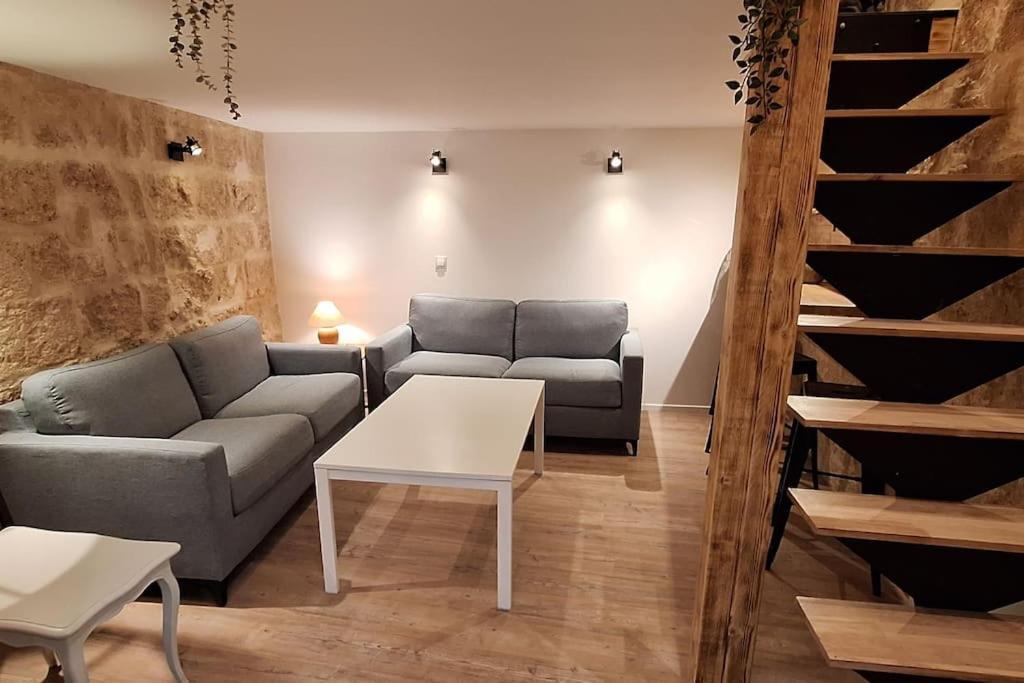 Sleep-in-montpellier, Gaya, 6 Pers, Ecusson *