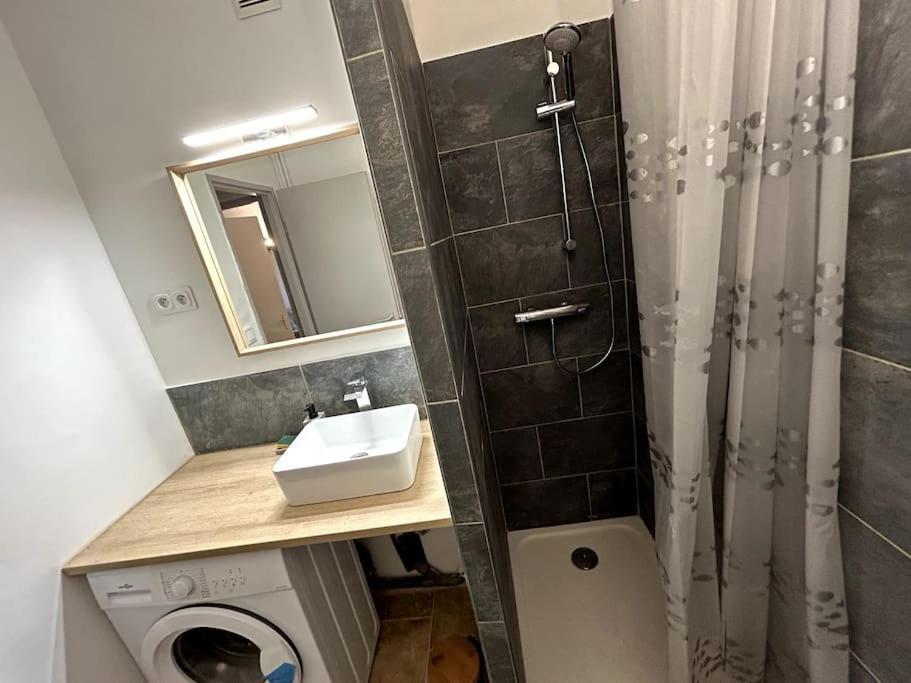 Apartment Studio Occitanie-hopitaux-facultes & Parking Gratuit Montpellier