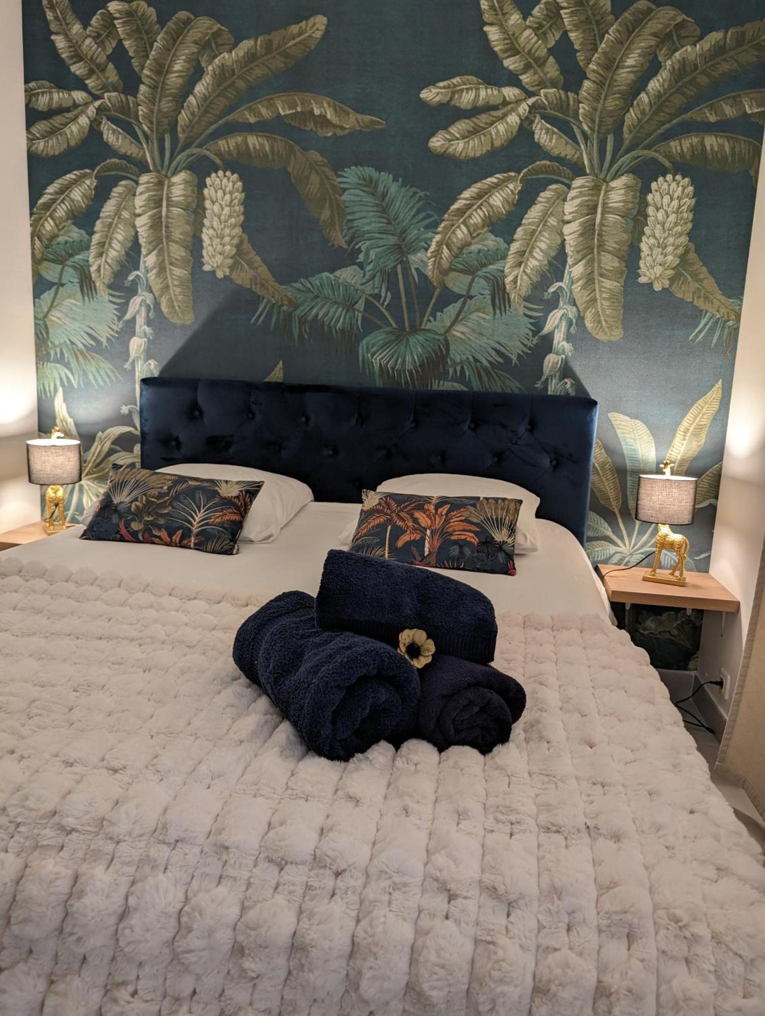 Cosy Au Calme A Cote Du Zoo Avec Balcon Et Parking Securise