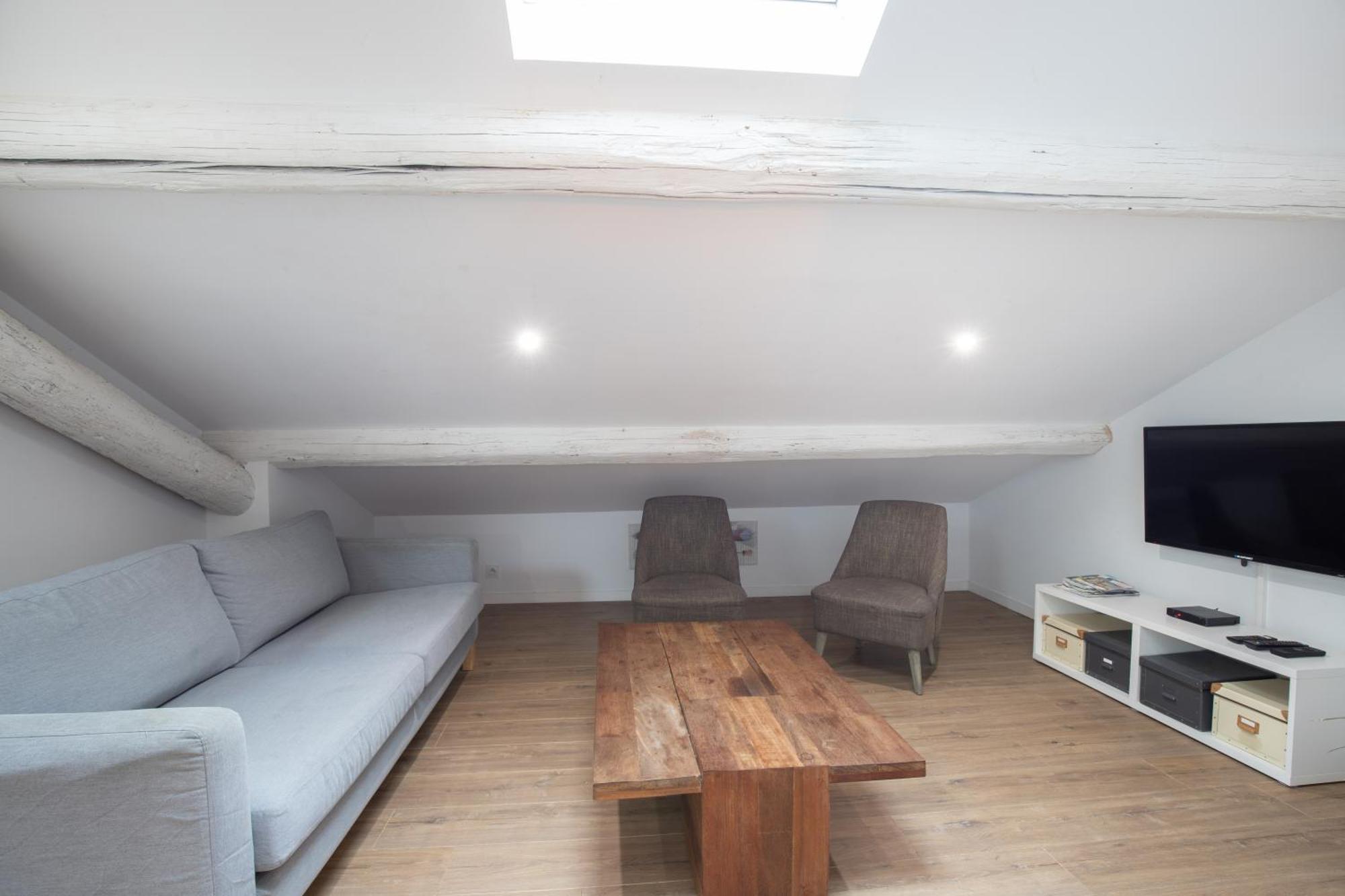 La Chic Comedie - 2 - Hypercentre - Wifi Appartement