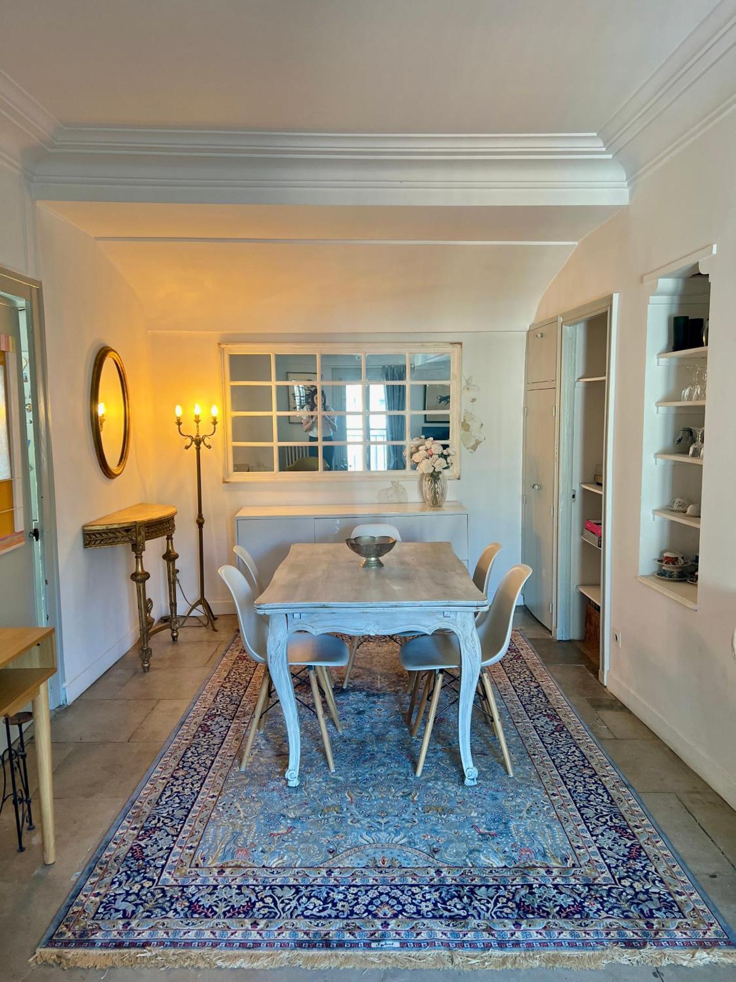 Grand Au Centre De L'ecusson Apartment