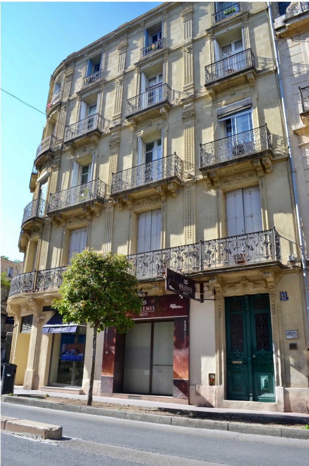 105 M2 Rue Foch Arc De Triomphe Hyper Centre Montpellier