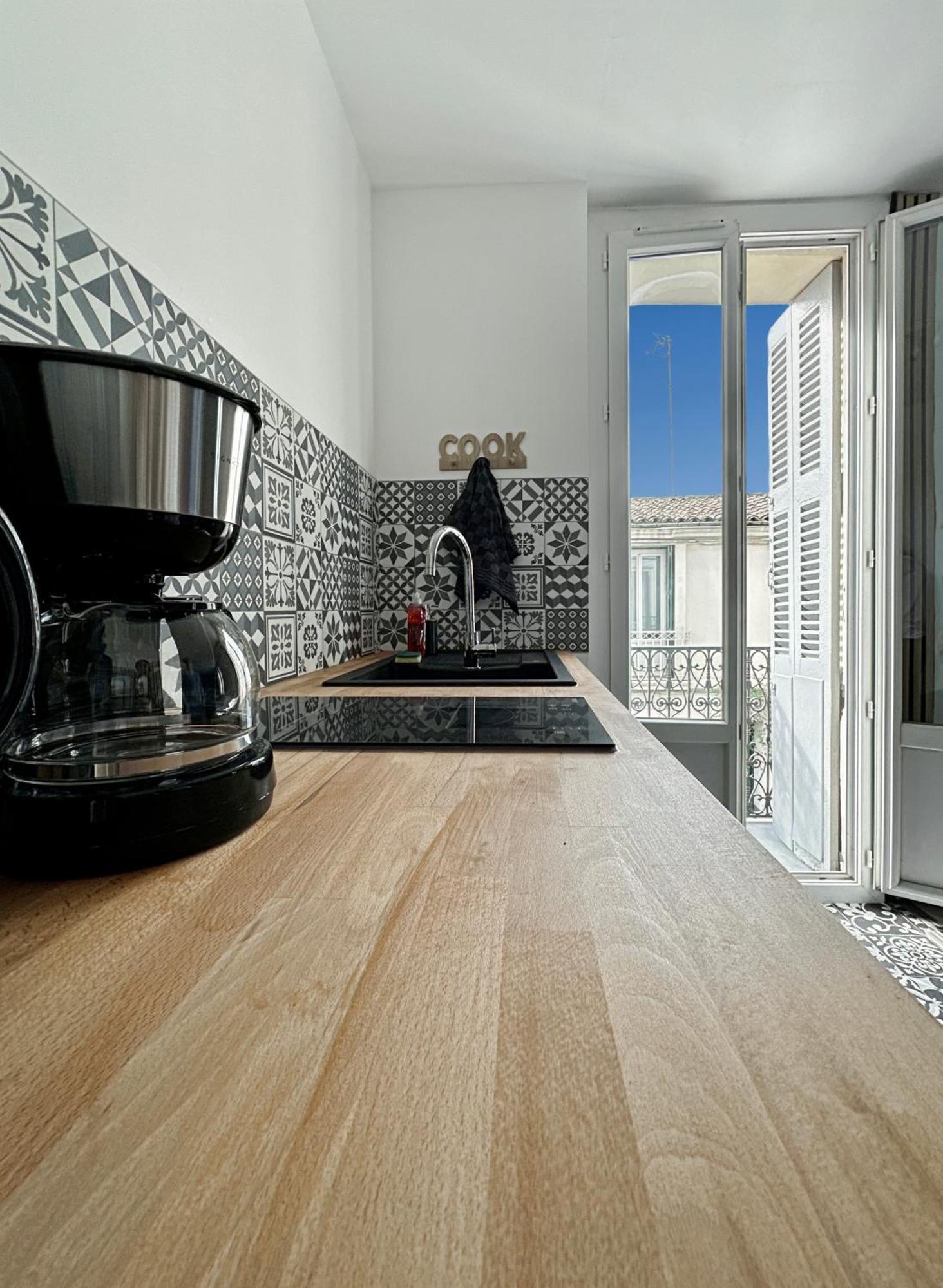Entier Cosy Avec Balcon - Centre Appartement Montpellier