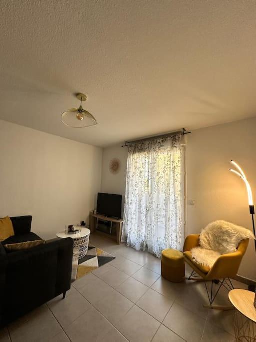 Le Lironde - F2 Appartement *
