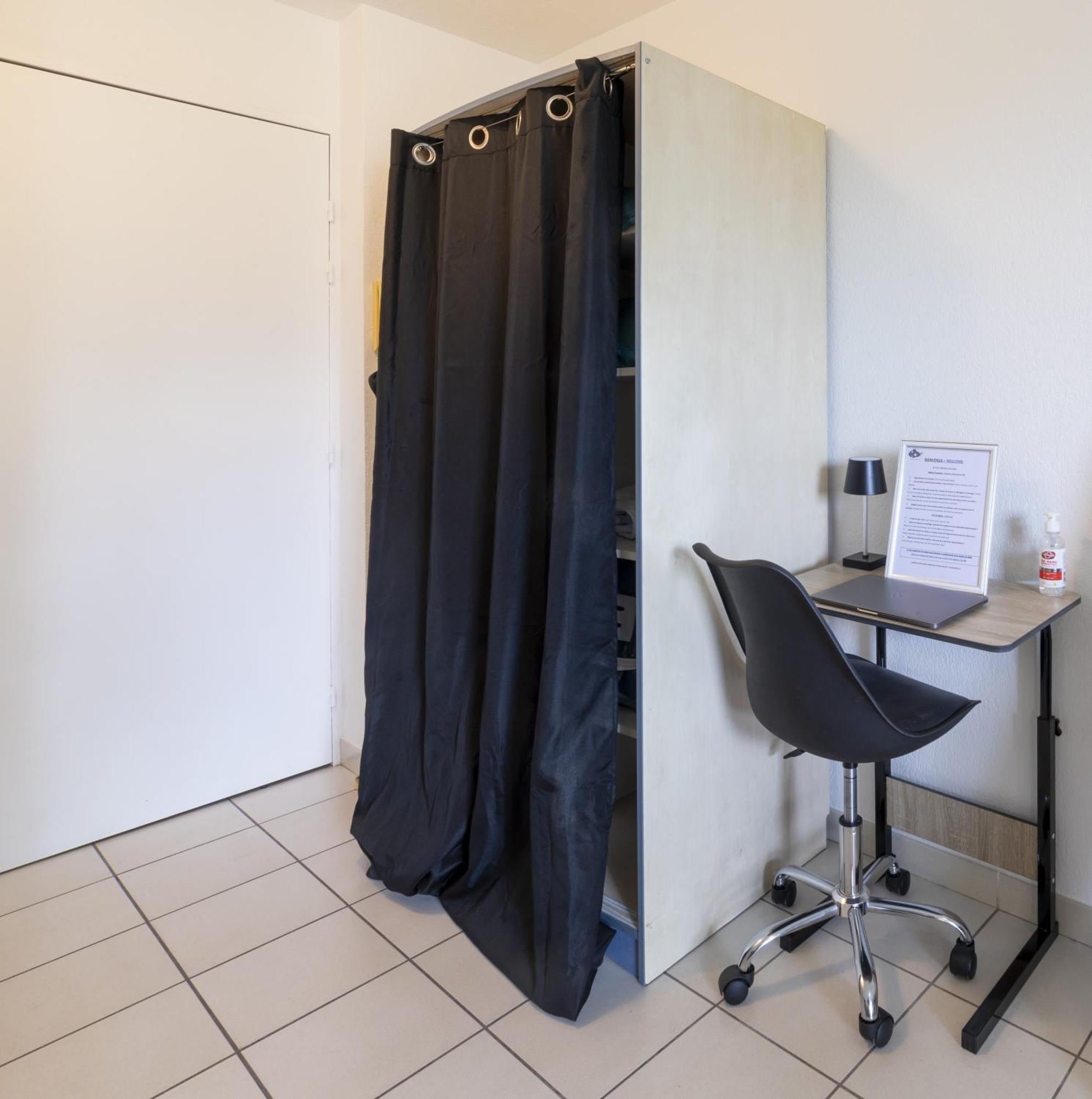 Adorable Studio - Netflix - Parking - Tramway - Proche Hopitaux Appartement