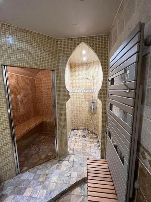 Independant Avec Hammam Montpellier