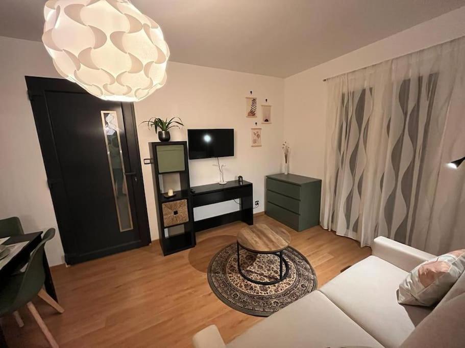 Independant Avec Hammam Montpellier