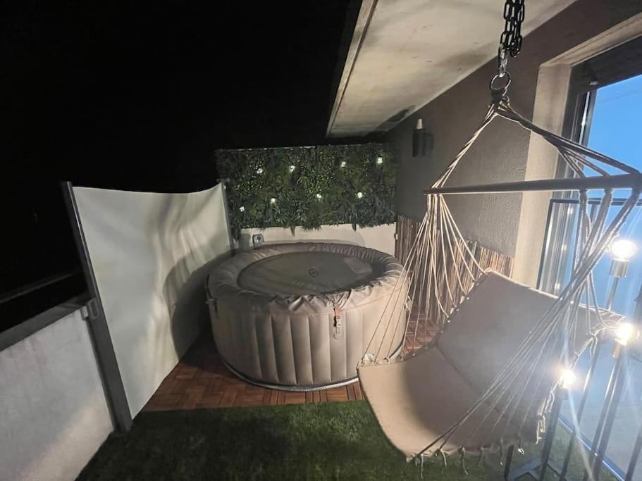 Superbe Avec Jacuzzi A Pres D Arene Apartment Montpellier