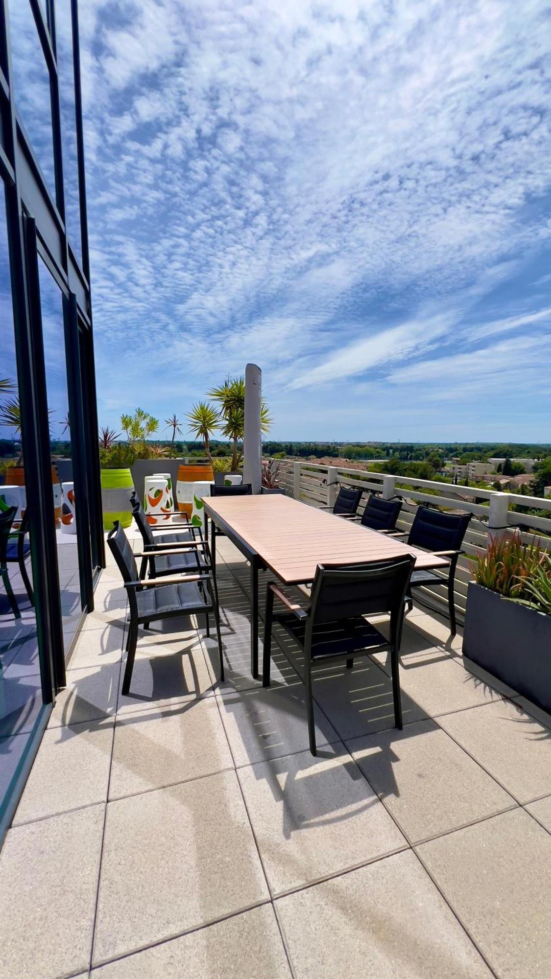 Luxueux Et Unique Penthouse En Rooftop A Montpellier