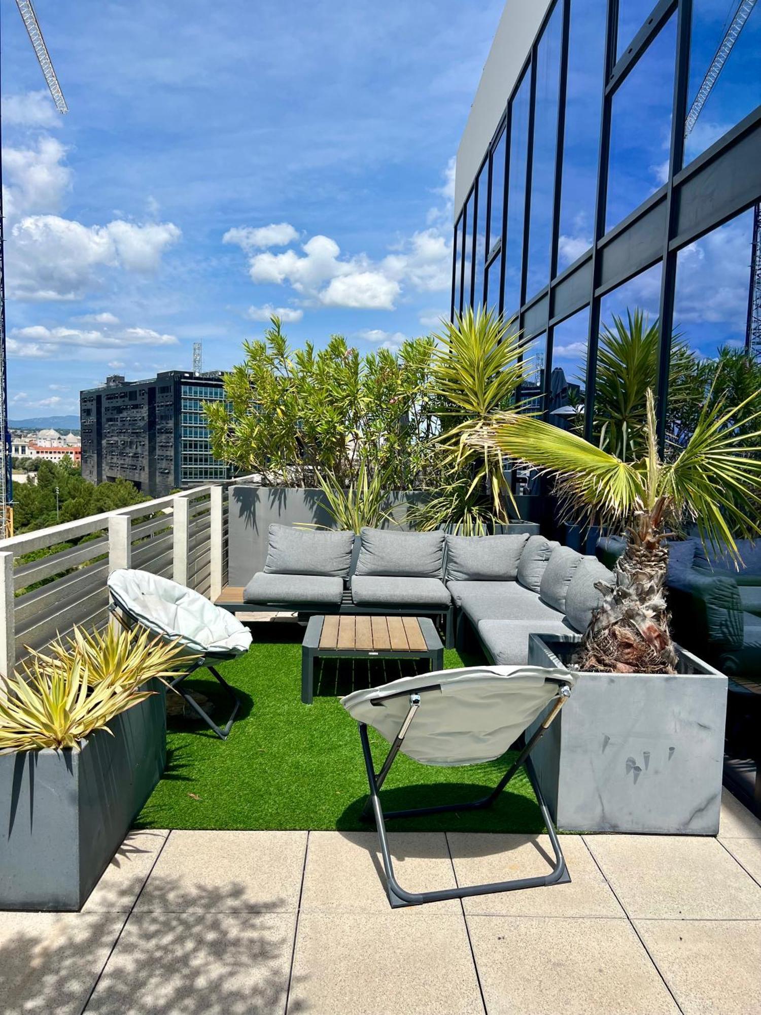 Luxueux Et Unique Penthouse En Rooftop A * Montpellier