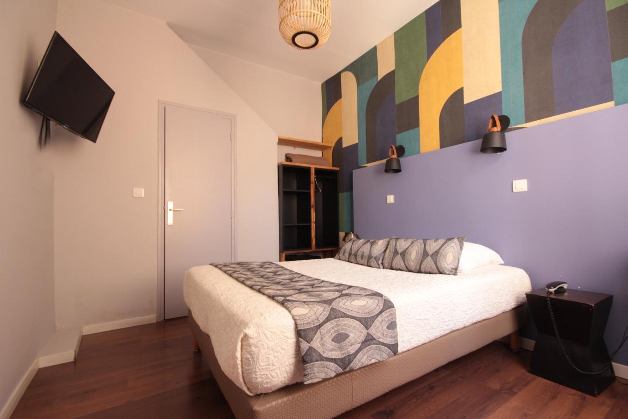 Des Arts, Artisanal Et Indépendant Hotel
