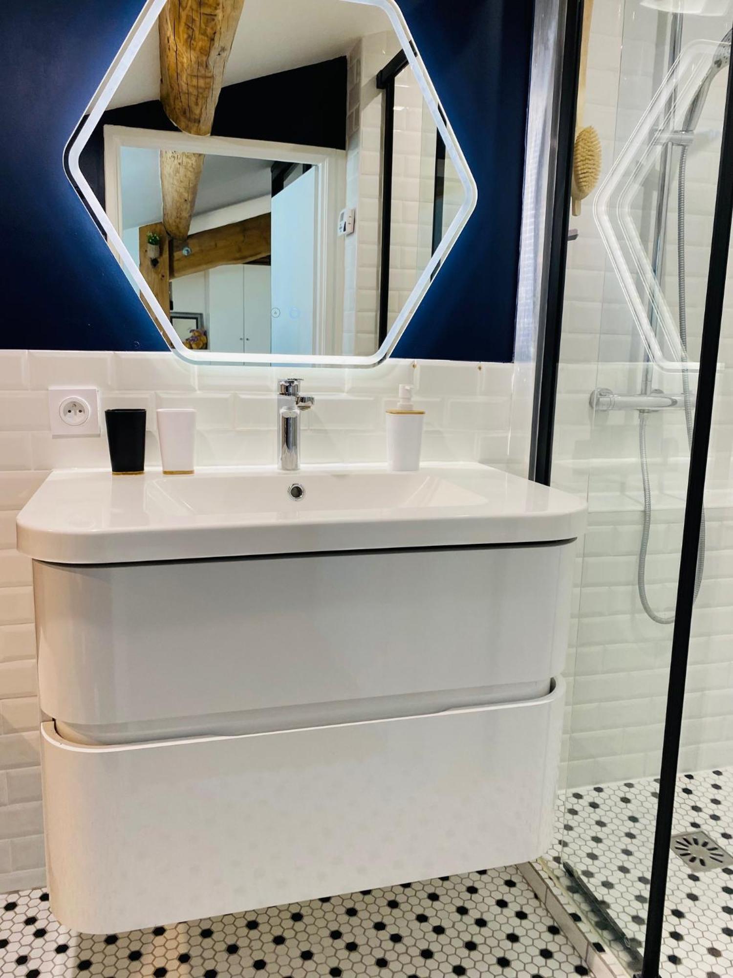 Douillet Et Coquet Climatise - Parking Prive Gratuit - Centre Apartment Montpellier
