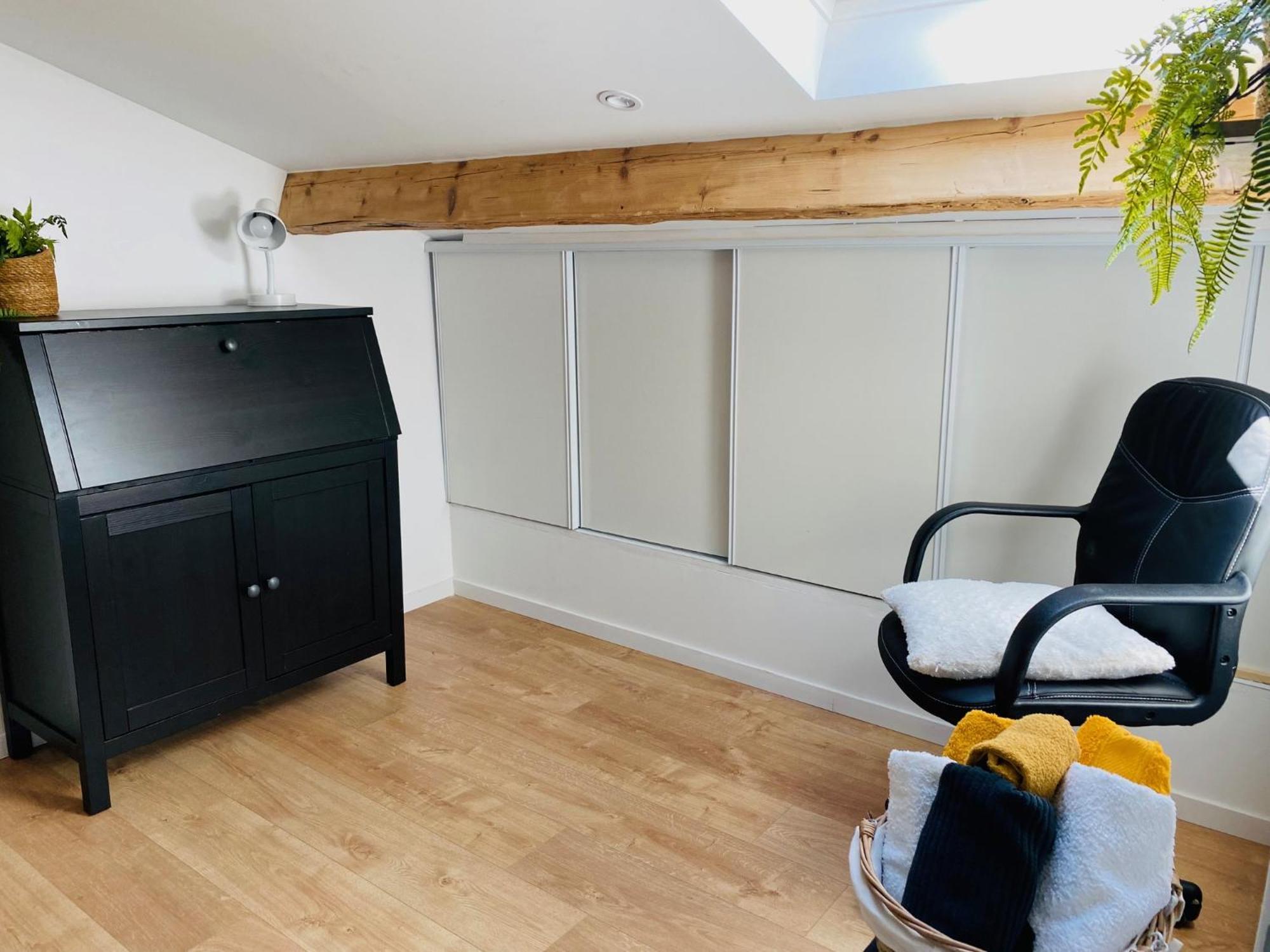 Appartement Douillet Et Coquet Climatise - Parking Prive Gratuit - Centre Montpellier