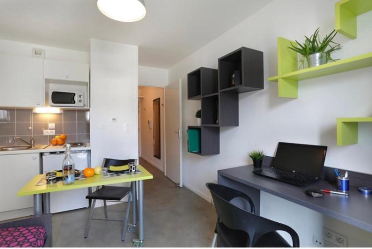 Apartment Au Coeur De Montpellier