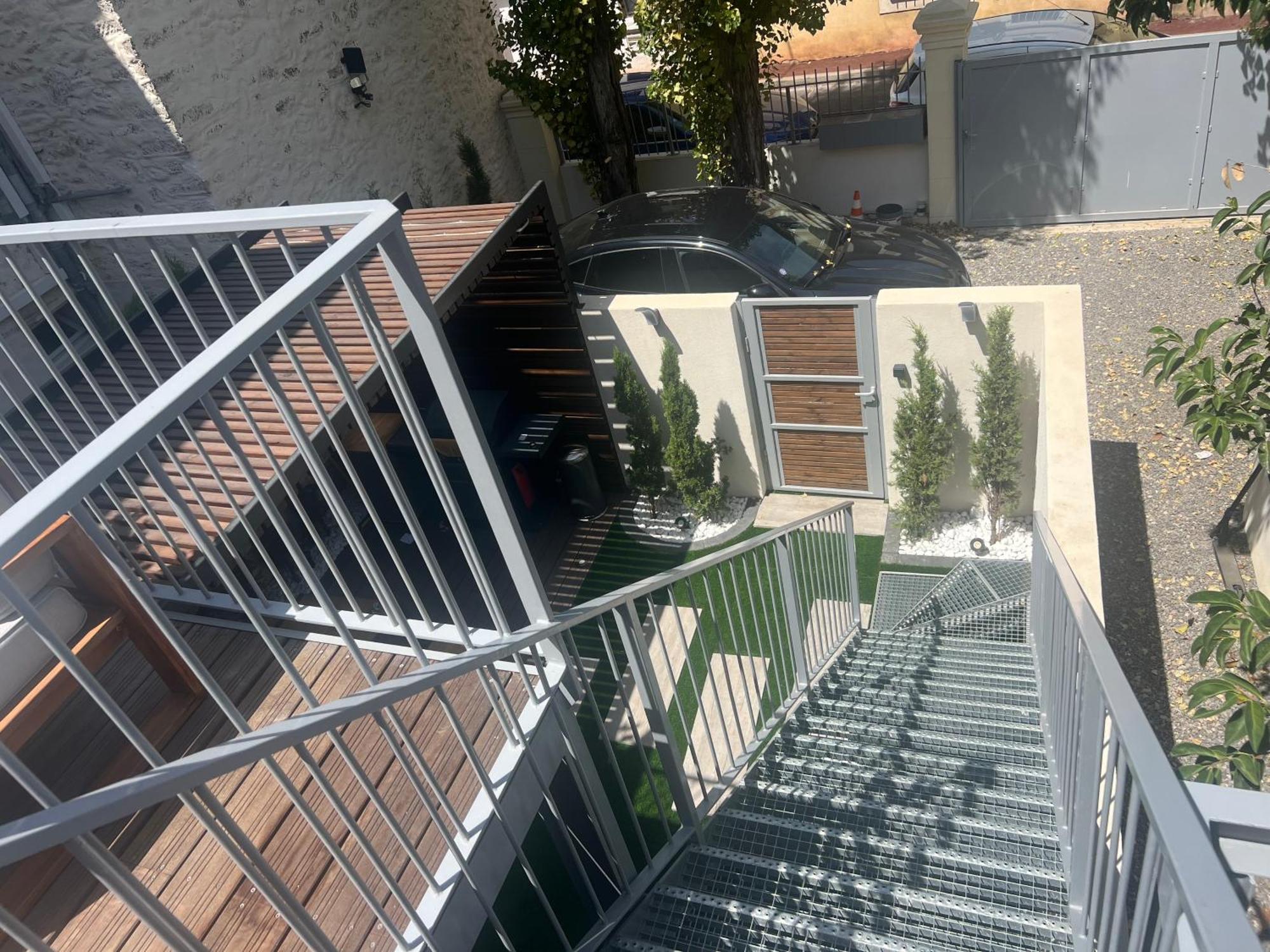 Loft De Luxe Proche A9 ,gare ,centre Ville,commerce Appartement *