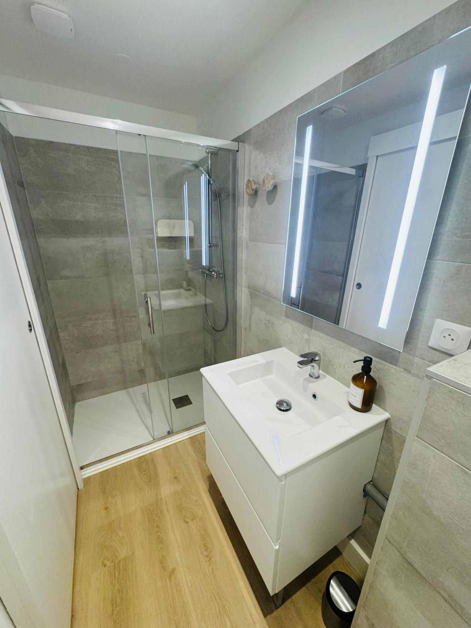 307 Gare Saint Roch Apartment