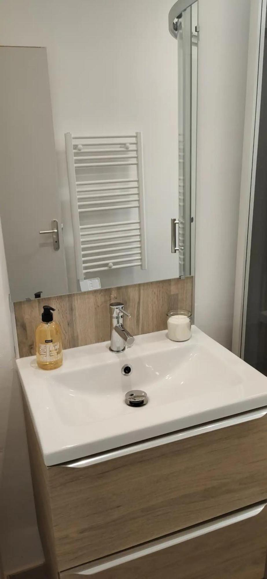 Apartment Lumineux Climatise *