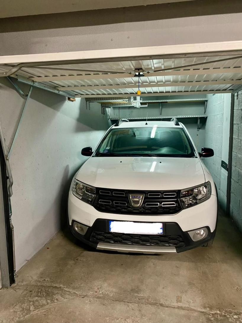 Appartement Au Calme, Climatise, Avec Garage *