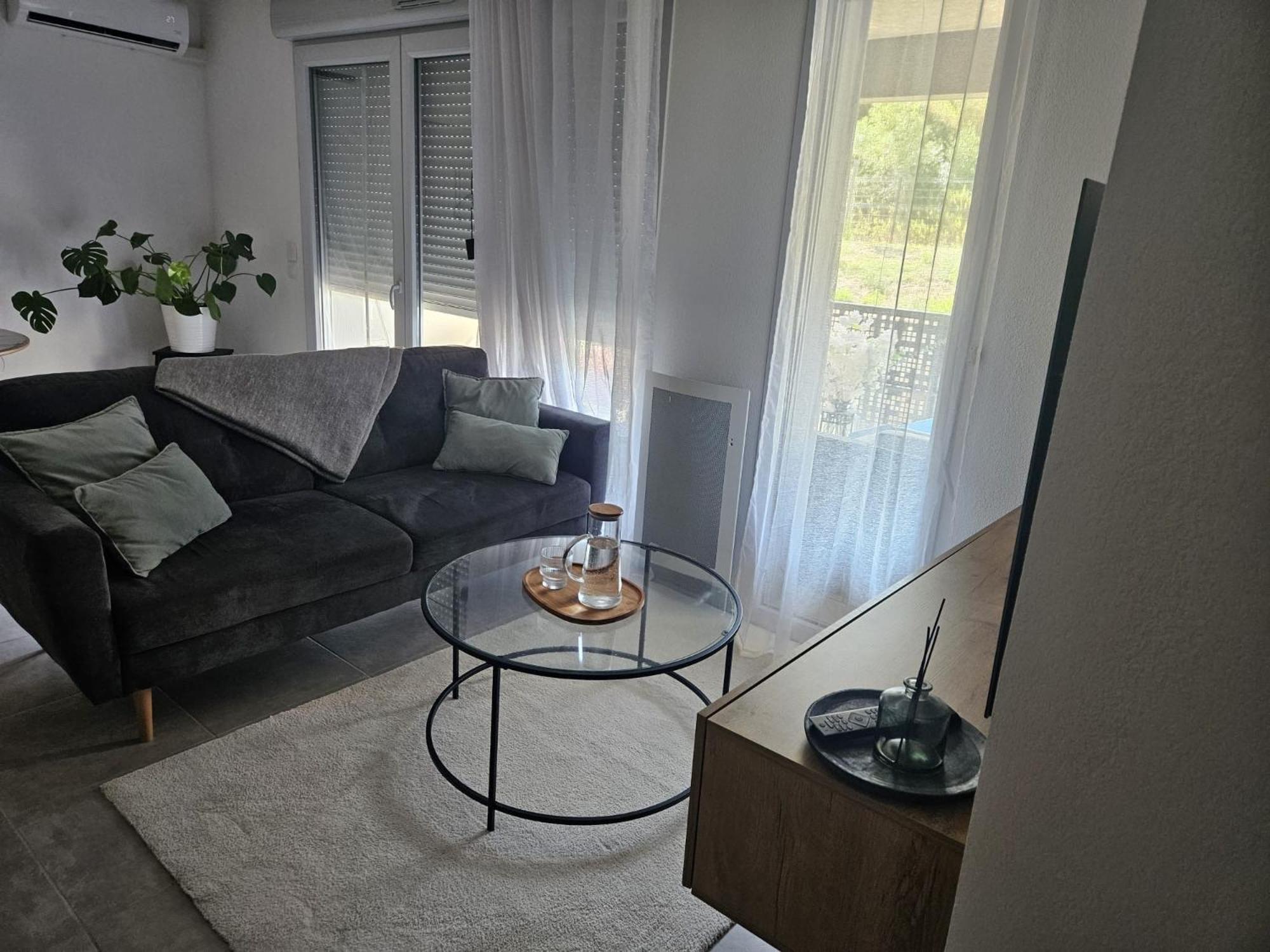 T3 Climatise Avec Loggia Apartamento *