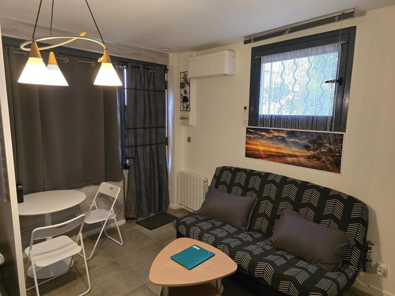 Apartment Equipe Et Chaleureux En Rez De Chaussee, Parfait Pour Explorer *