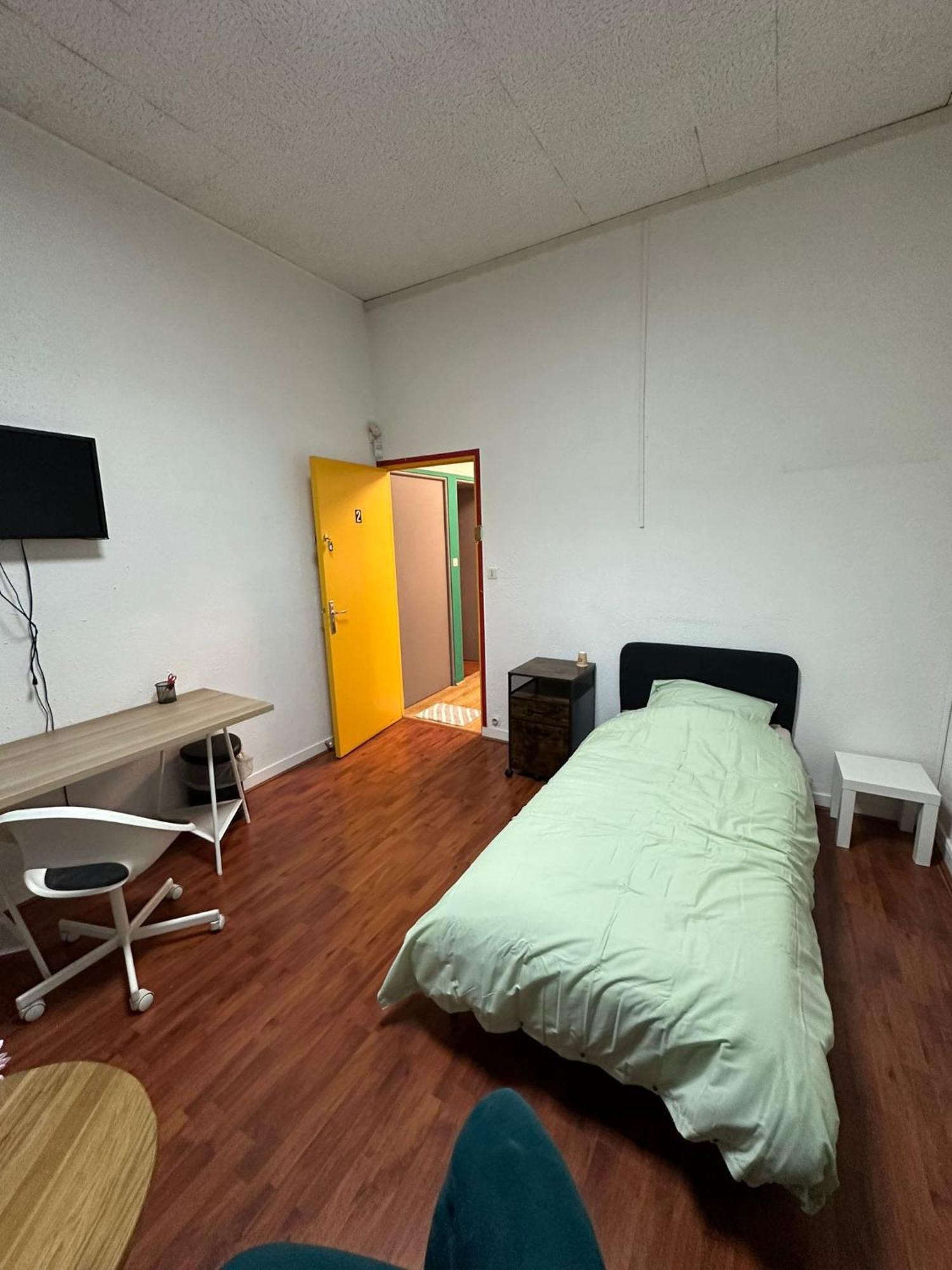 House&rent Hotel *